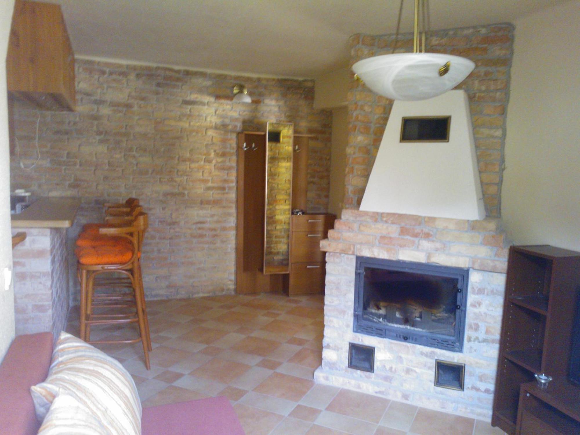 Mediterrán Apartmanház Szántód Habitación foto