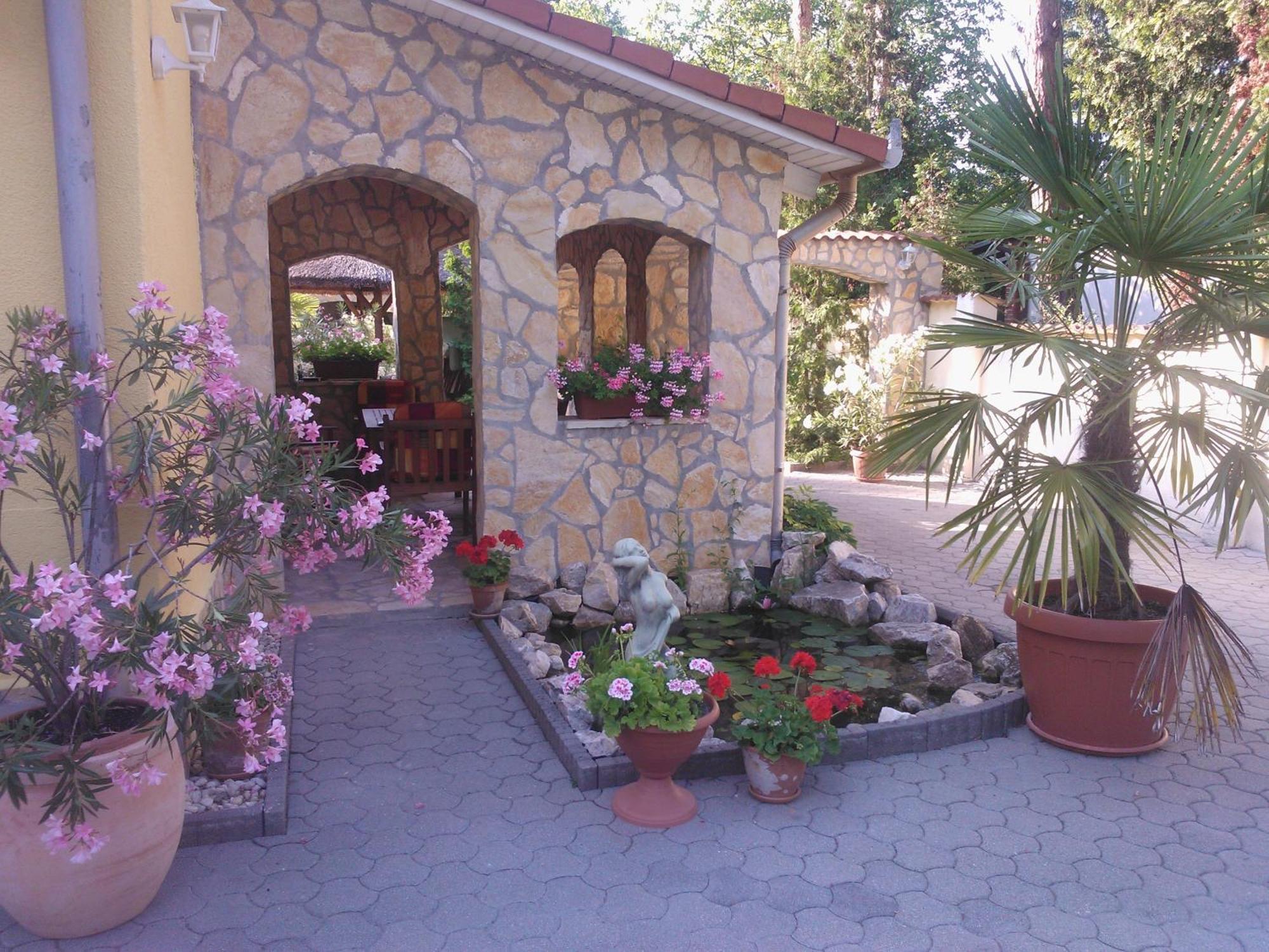 Mediterrán Apartmanház Szántód Habitación foto